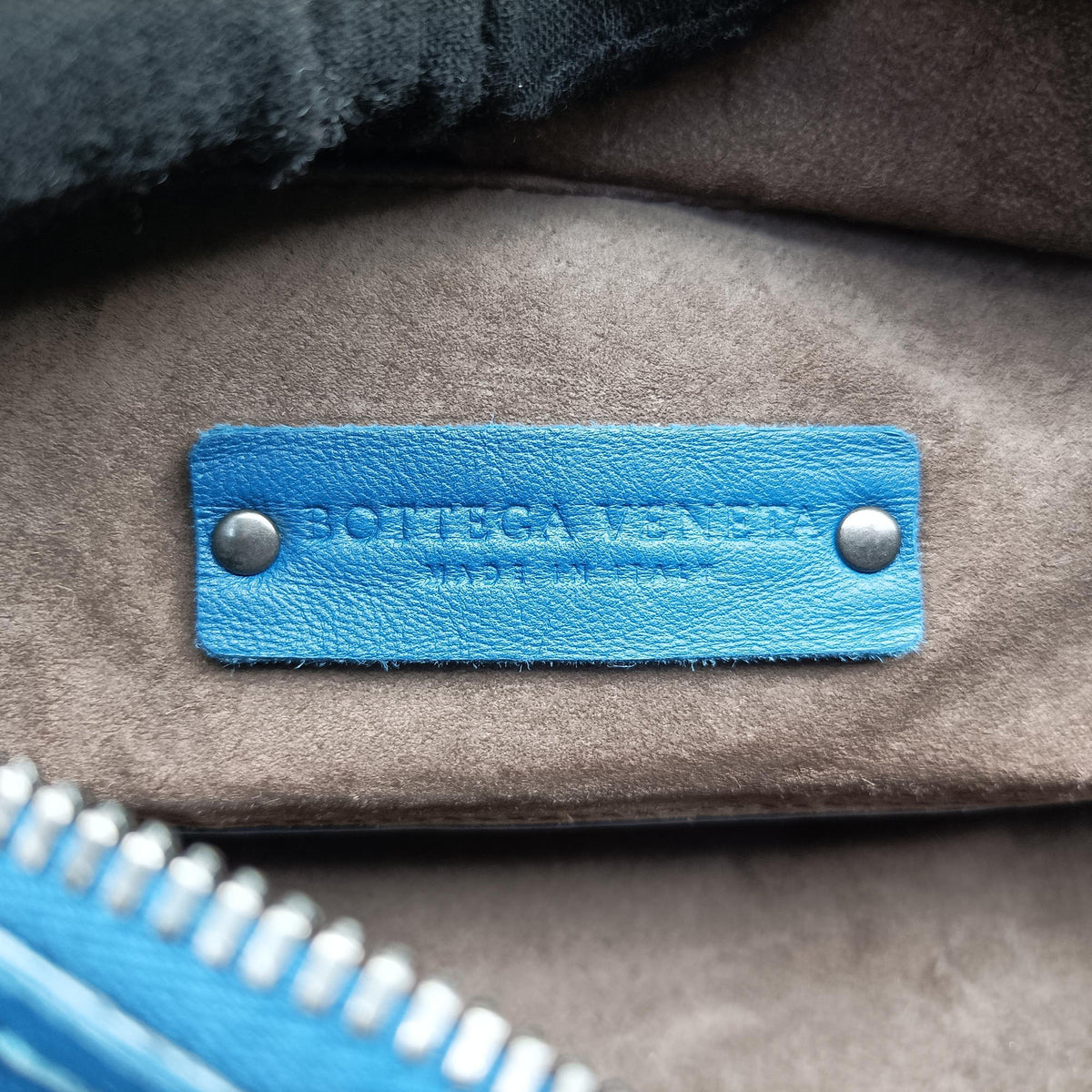 Intrecciato Blue lambskin B02553741Vイントレチャート ブルー ラムスキン B02553741V