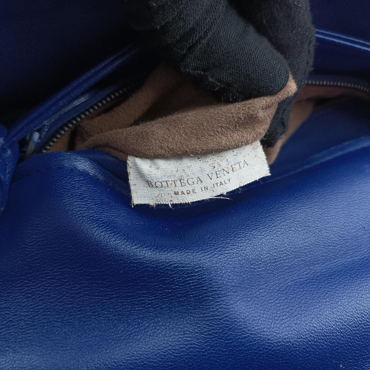 Intrecciato Olimpia Blue lambskin B07074592Nイントレチャート オリンピア ブルー ラムスキン B07074592N