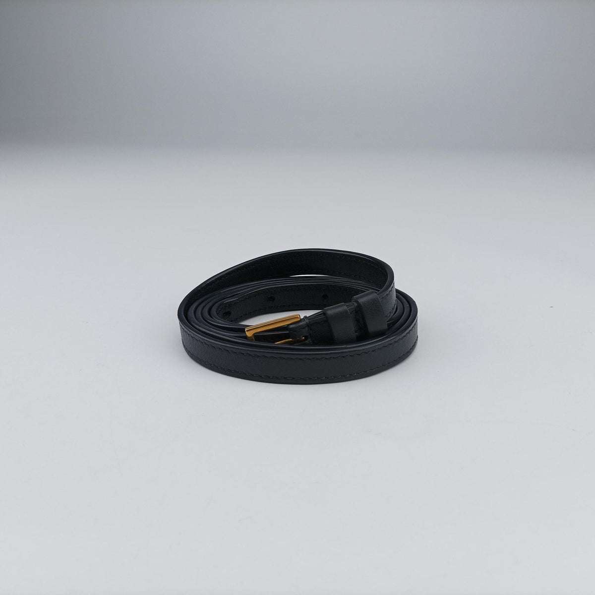 Lou chevron tassel charm camera Black Leather 534817 GLT534817.0319ルー シェブロン タッセル チャーム カメラ ブラック レザー 534817 GLT534817.0319
