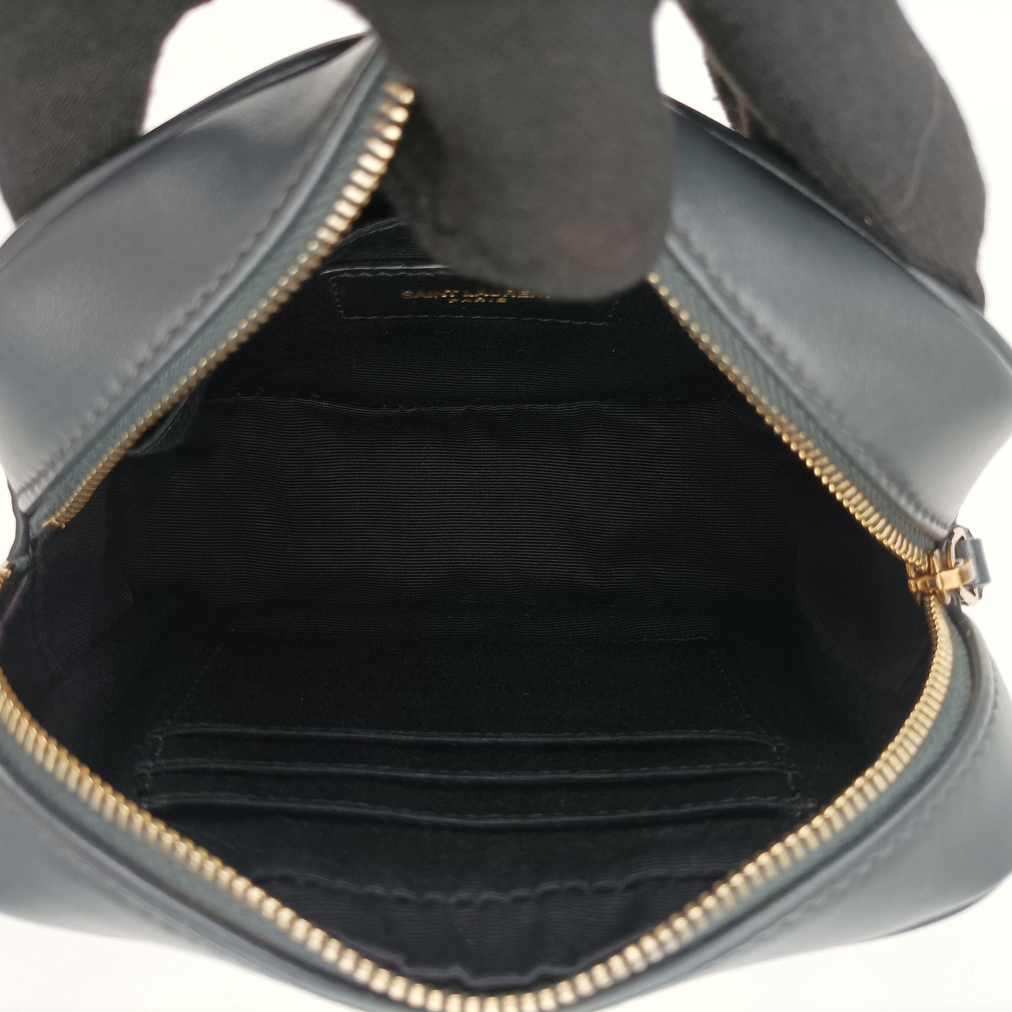 Lou chevron tassel charm camera Black Leather 534817 GLT534817.0319ルー シェブロン タッセル チャーム カメラ ブラック レザー 534817 GLT534817.0319
