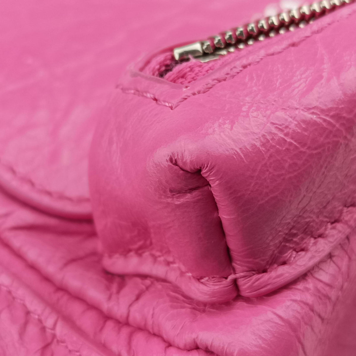 Superbusy XS Sling Bag Pink leather 762516 762516.5639.O.568008スーパービジー XS スリング バッグ ピンク レザー 762516 762516.5639.O.568008