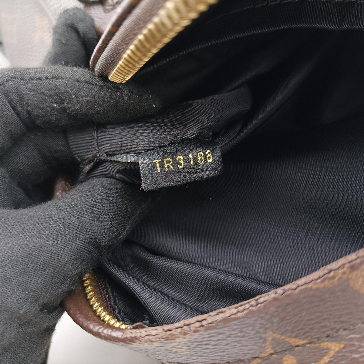Palm Springs Backpack PM Monogram x Noir Monogram Canvas M41560 TR3186パームスプリングス バックパックPM モノグラム×ノワール モノグラム キャンバス M41560 TR3186