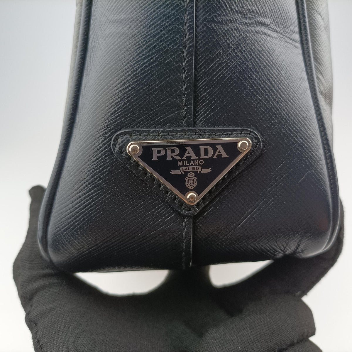 business bag briefcase Grey x Navy SAFFIANO Leather 2VE363 7/A 208ビジネスバッグ ブリーフケース グレー x ネイビー サフィアーノレザー 2VE363 7/A 208