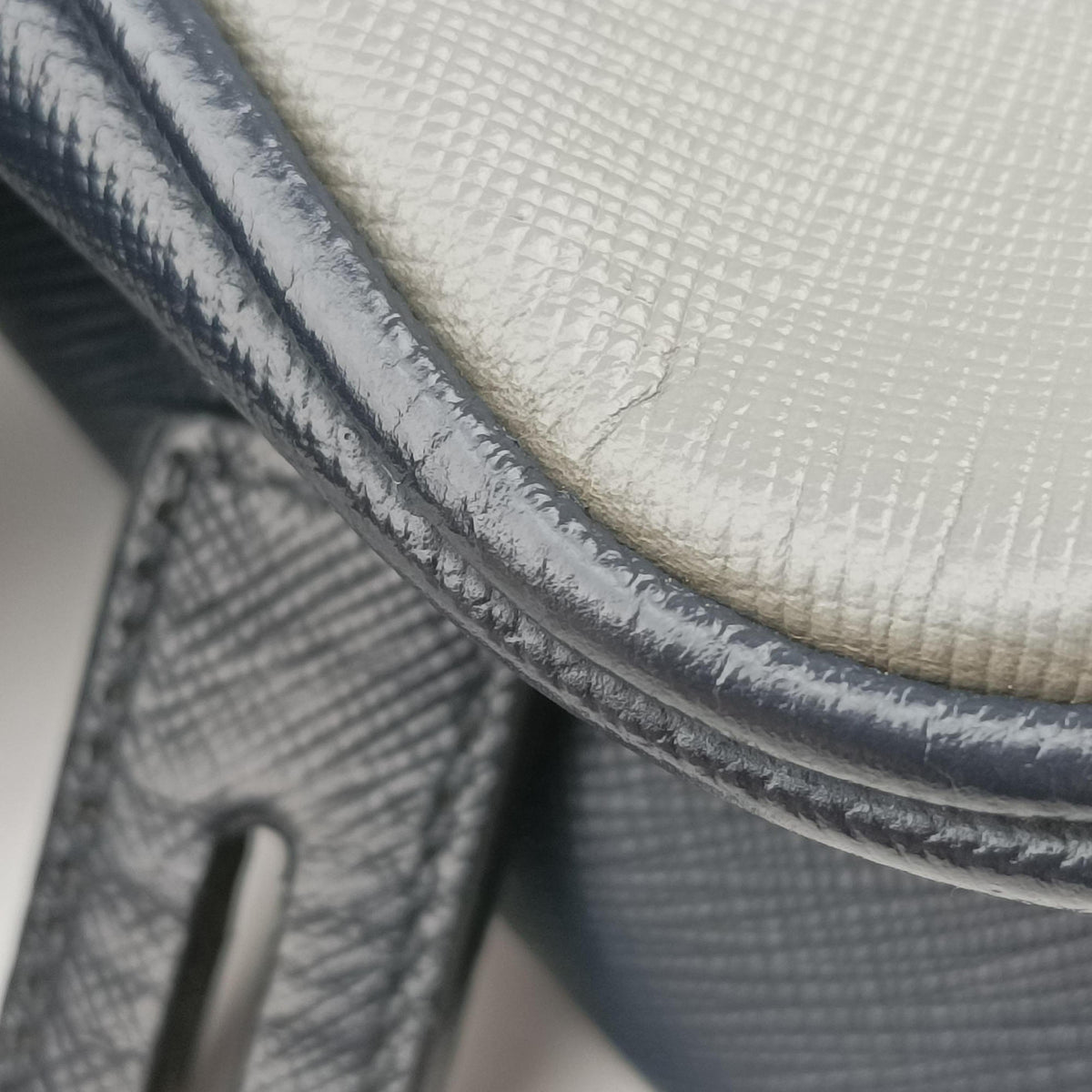 business bag briefcase Grey x Navy SAFFIANO Leather 2VE363 7/A 208ビジネスバッグ ブリーフケース グレー x ネイビー サフィアーノレザー 2VE363 7/A 208