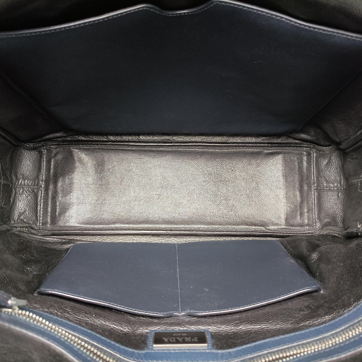 business bag briefcase Grey x Navy SAFFIANO Leather 2VE363 7/A 208ビジネスバッグ ブリーフケース グレー x ネイビー サフィアーノレザー 2VE363 7/A 208