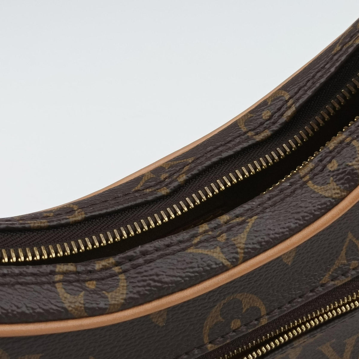 LOOP Brown×Beige Monogram Canvas M81098 IC Chipループ モノグラム/ブラウン×ベージュ モノグラムキャンバス M81098 ICチップ