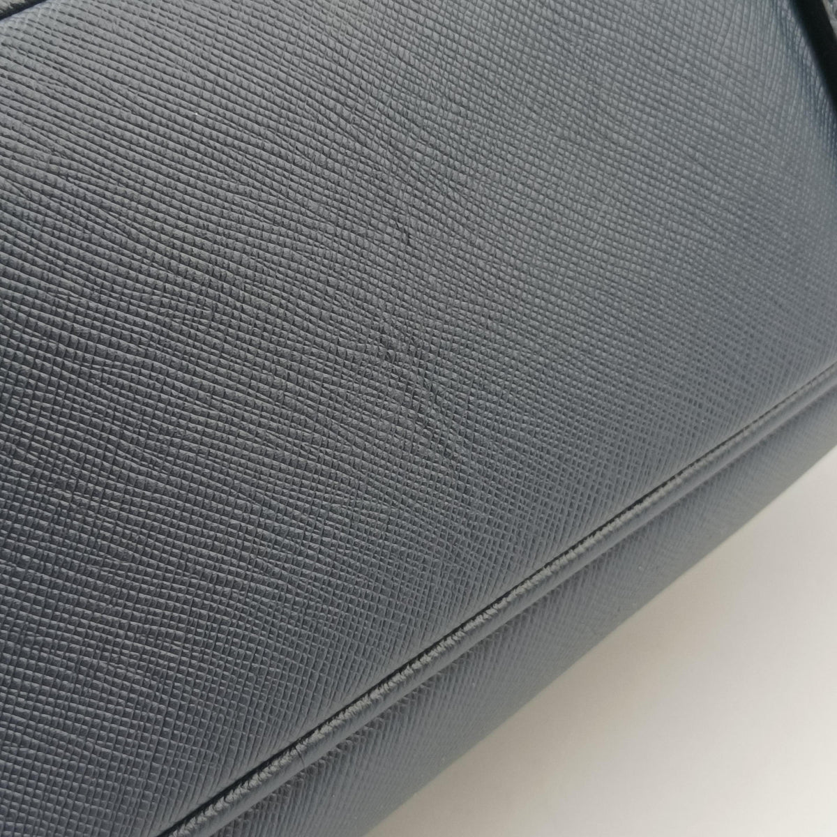 Business Briefcase Navy SAFFIANO Leather 2VE011 31/H 208ビジネス ブリーフケース ネービー サフィアーノレザー 2VE011 31/H 208