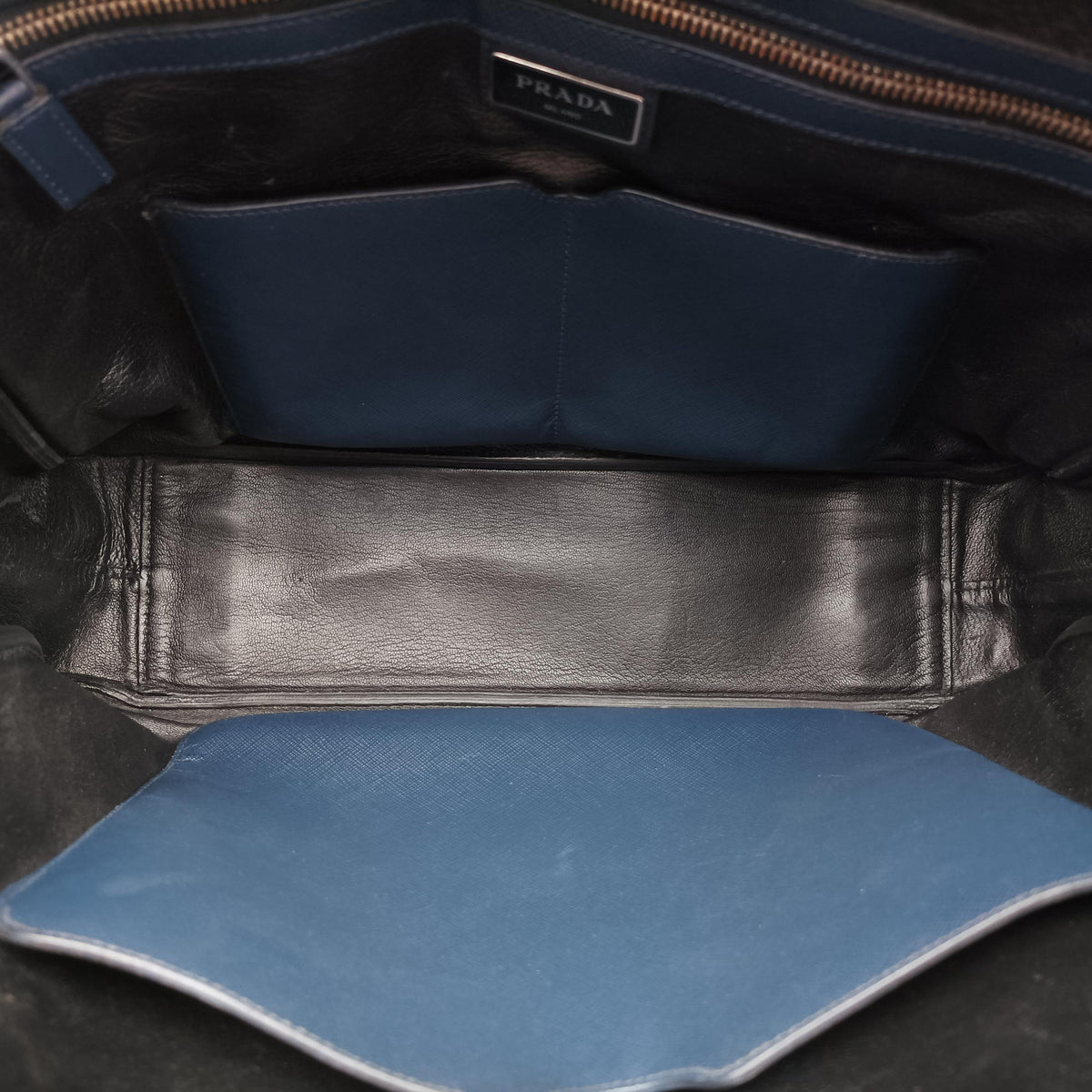 Business Briefcase Navy SAFFIANO Leather 2VE011 31/H 208ビジネス ブリーフケース ネービー サフィアーノレザー 2VE011 31/H 208
