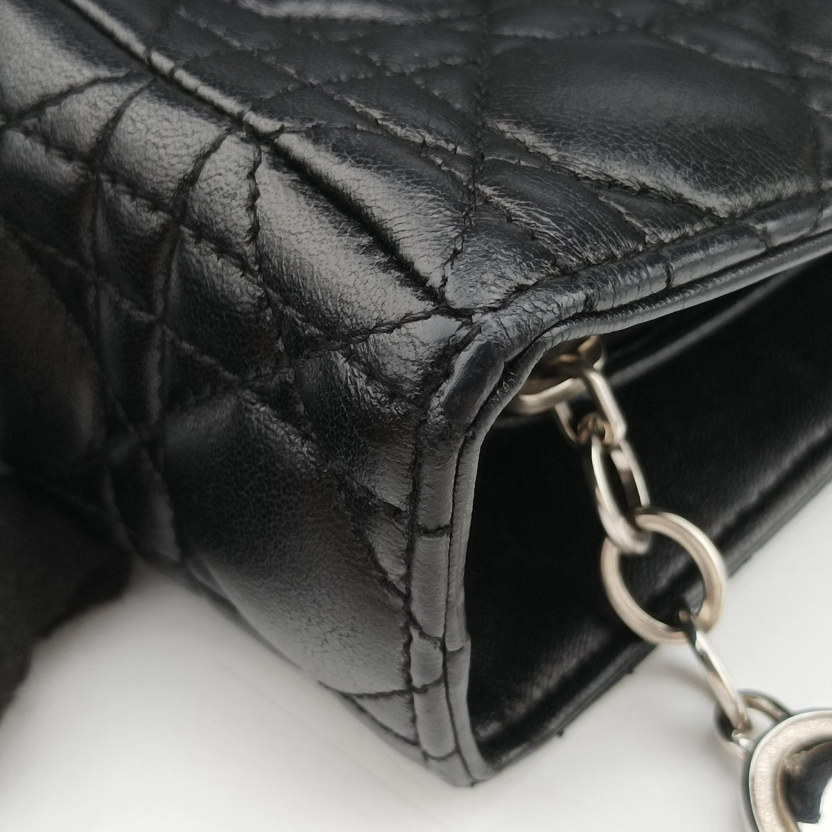 Lady Dior Black lambskin 01-MA-1110レディディオール ブラック ラムスキン 01-MA-1110