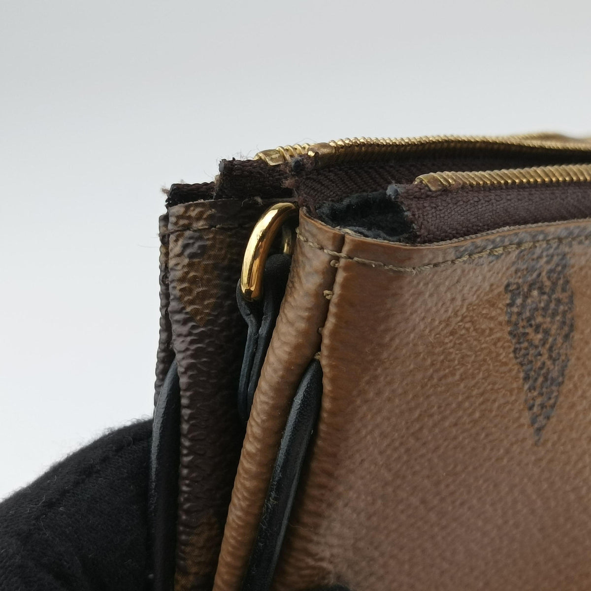 Pochette Double Zip Brown Monogram Giant M69203 GI2280 IC Chipポシェット ドゥーブルジップ モノグラム/ブラウン モノグラム ジャイアント M69203 GI2280 ICチップ