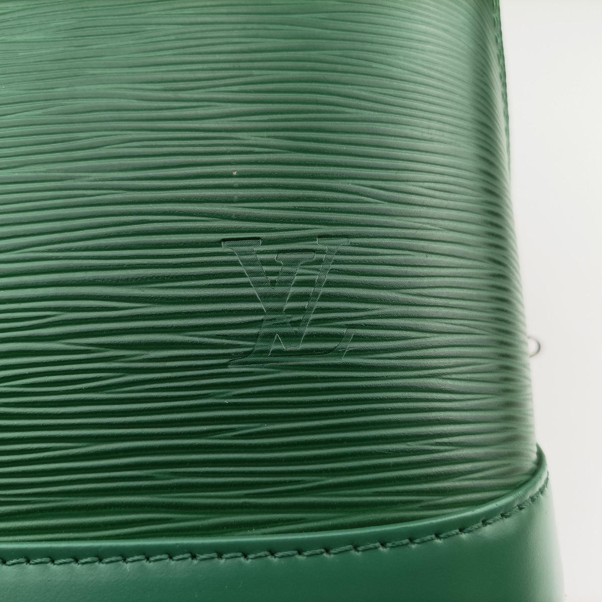 Alma PM Green Cloak epi M40618 FL4122アルマPM マント エピ M40618 FL4122