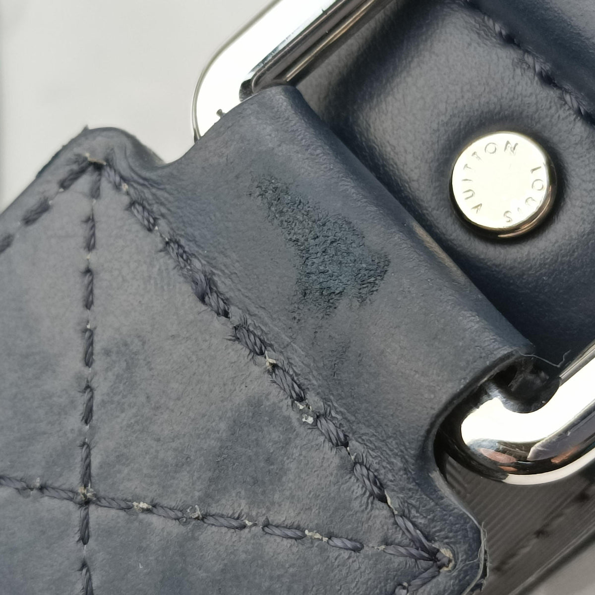 Alpha Messenger Grey Monogram Satellite M44169 CA4138アルファ メッセンジャー グレー モノグラム サテライト M44169 CA4138