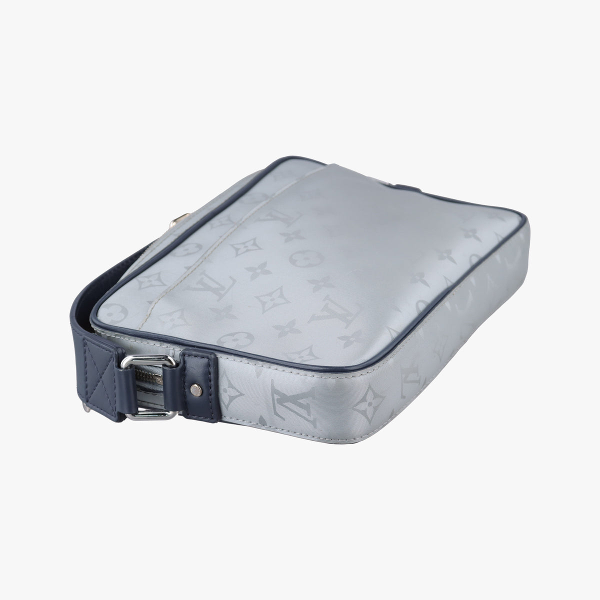 Alpha Messenger Grey Monogram Satellite M44169 CA4138アルファ メッセンジャー グレー モノグラム サテライト M44169 CA4138
