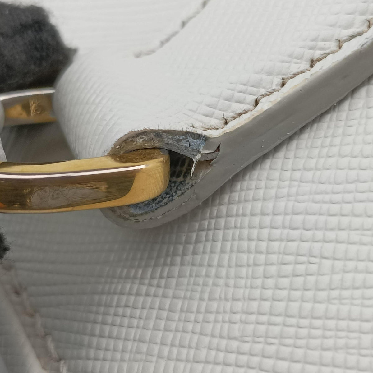 Promenade White SAFFIANO Leather BN2558 7/R 165プロムナード ホワイト サフィアーノレザー BN2558 7/R 165