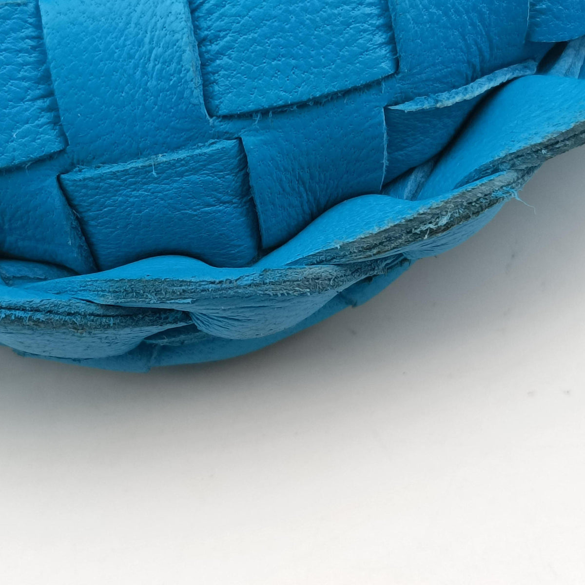 Intrecciato Blue lambskin B00143849Gイントレチャート ブルー ラムスキン B00143849G