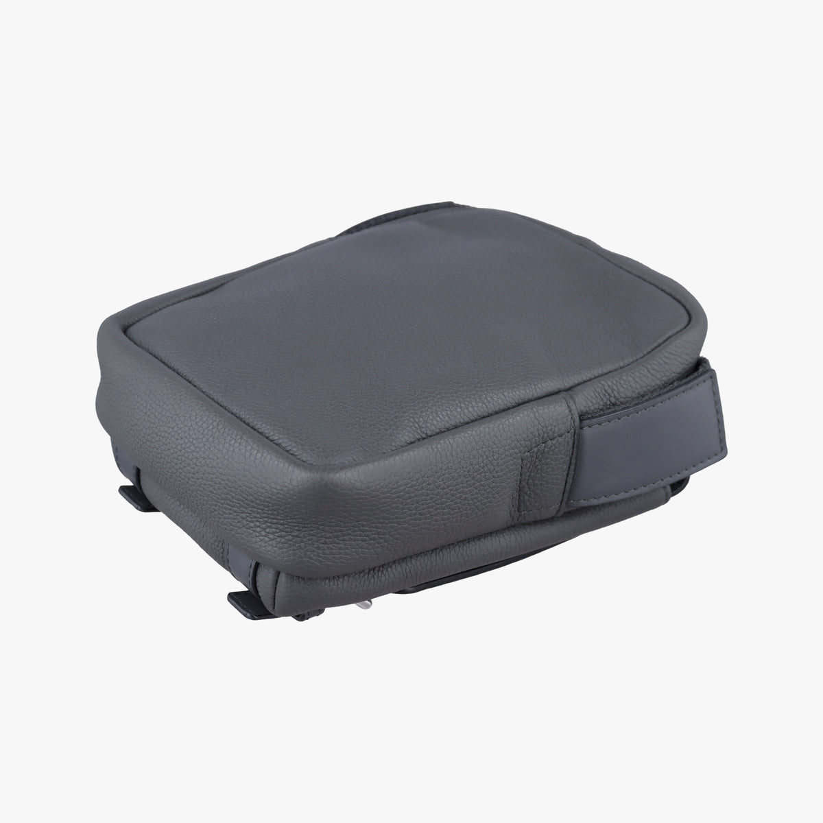 Military Gray Leather B553P59X01 652038ミリタリー グレー レザー B553P59X01 652038