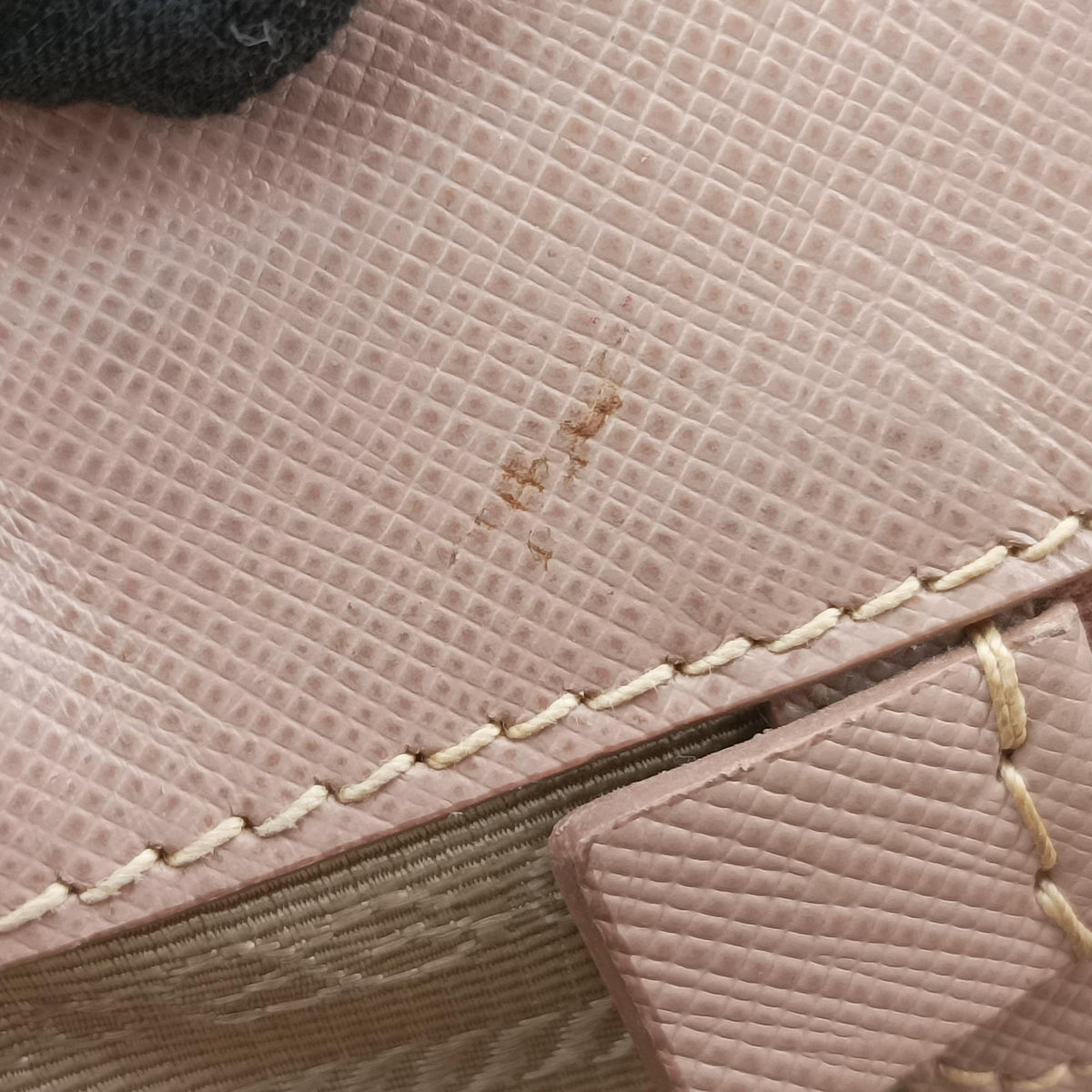 Galleria Pink SAFFIANO Leather BN2274 64ガレリア ピンク サフィアーノレザー BN2274 64