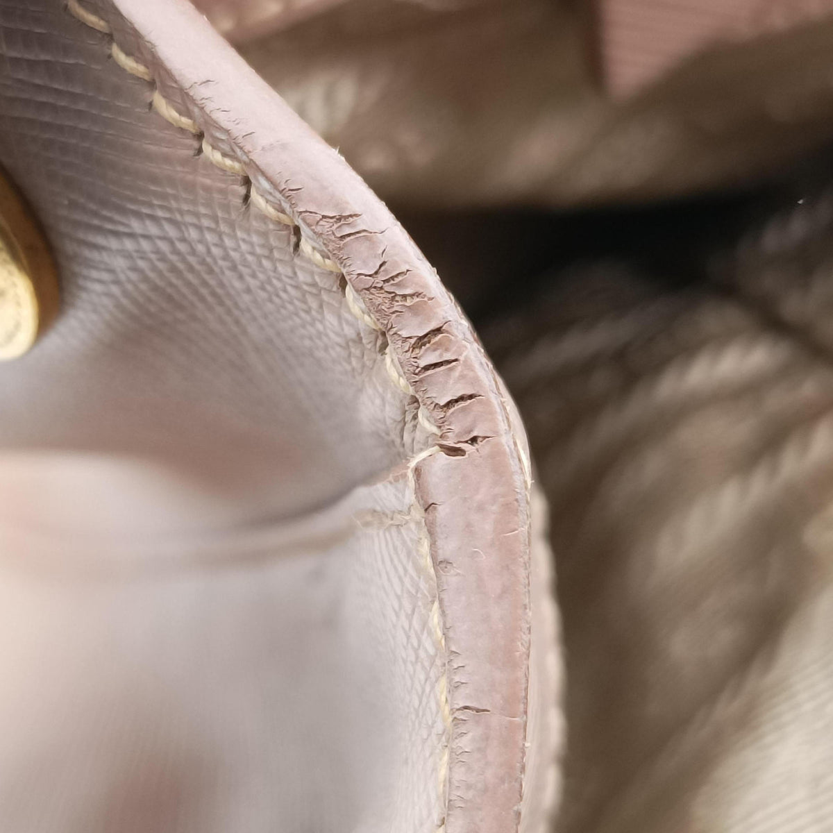 Galleria Pink SAFFIANO Leather BN2274 64ガレリア ピンク サフィアーノレザー BN2274 64