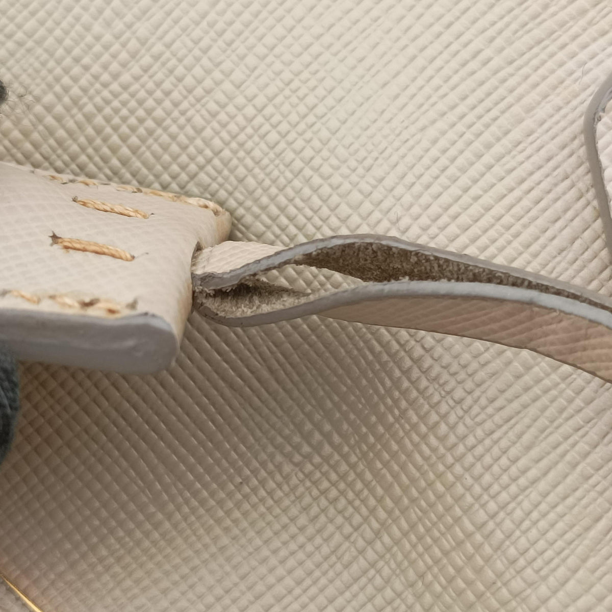 Galleria Beige SAFFIANO Leather BN2274 117ガレリア ベージュ サフィアーノレザー BN2274 117