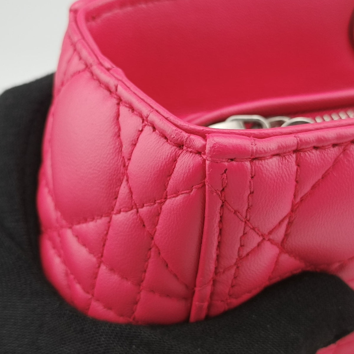 Lady Dior Rose lambskin 18-MA-1103レディディオール ローズ レッド ラムスキン 18-MA-1103