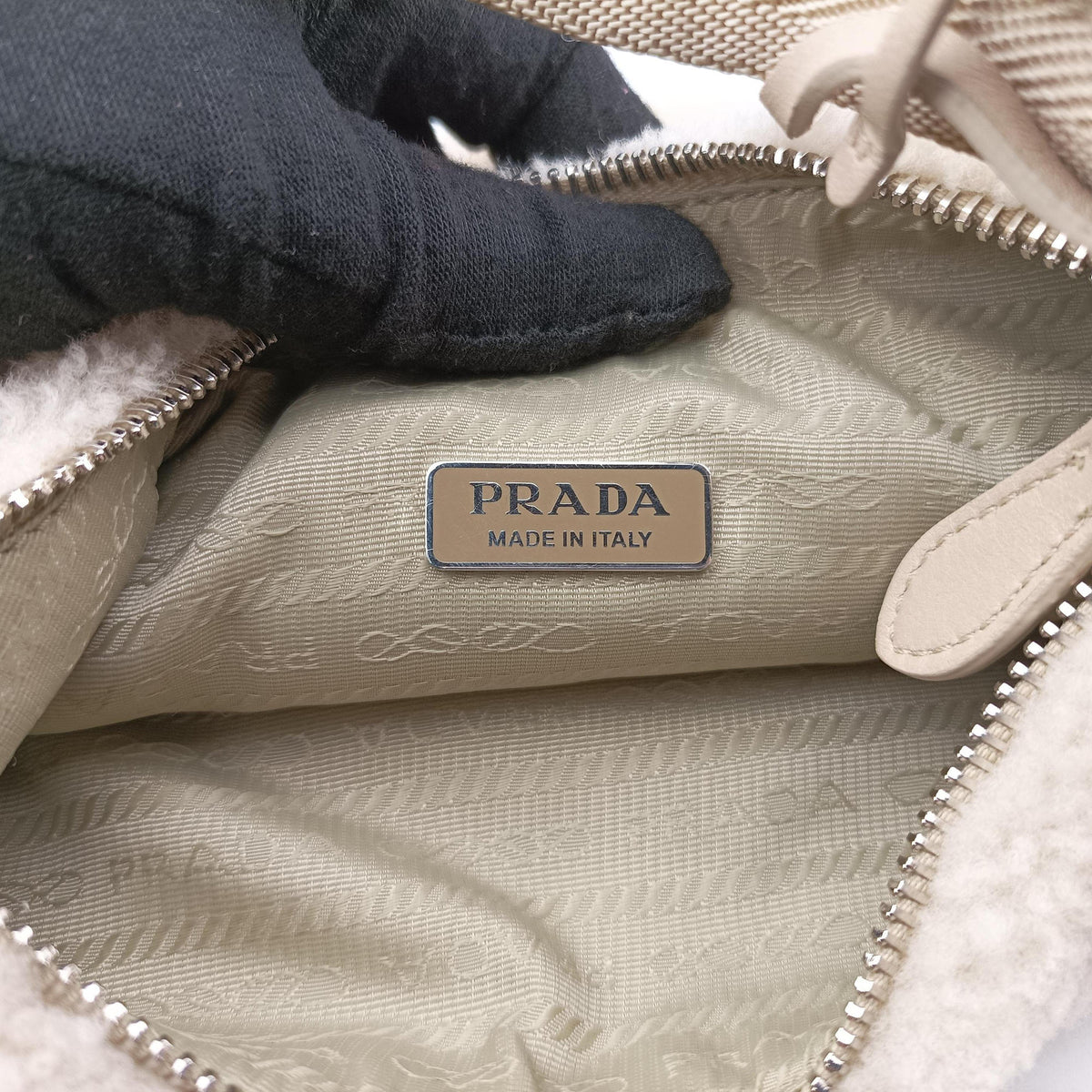 Re-Edition 2000 Beige Sheep Fur 1NE515 31/A3リエディション 2000 ベージュ シープファー 1NE515 31/A3