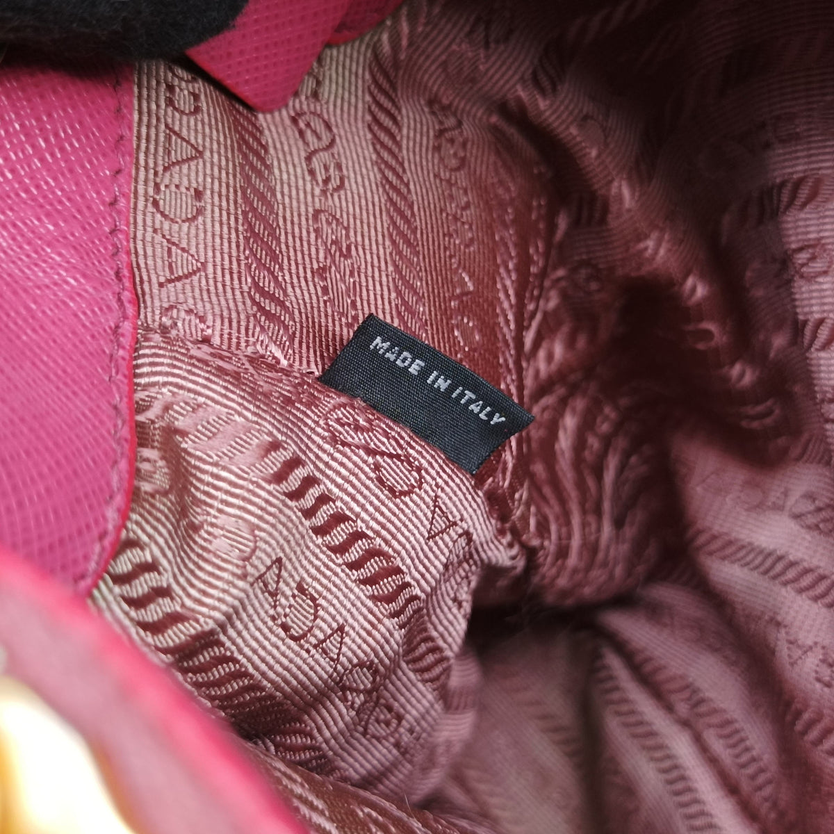 Galleria Pink SAFFIANO Leather BN1786 25ガレリア ピンク サフィアーノレザー BN1786 25