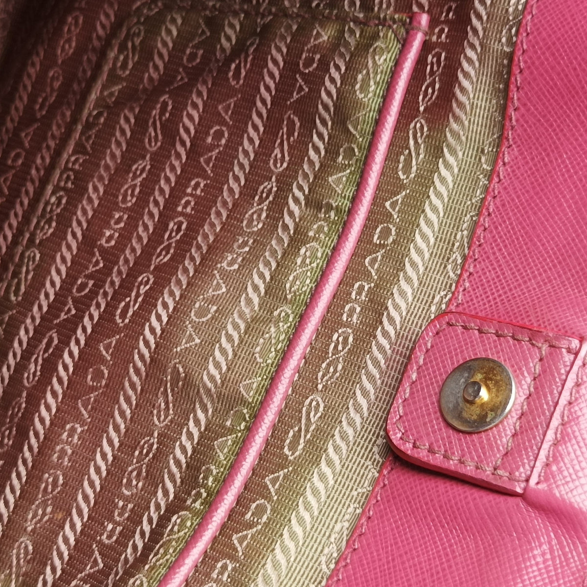 Galleria Pink SAFFIANO Leather BN1786 25ガレリア ピンク サフィアーノレザー BN1786 25