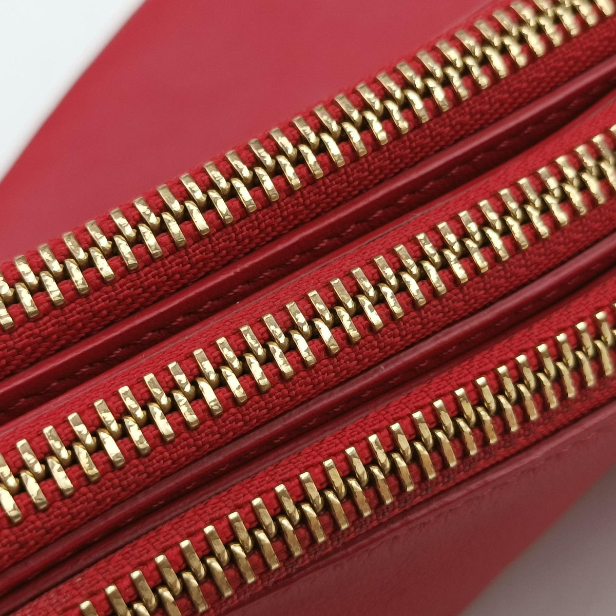 TRIO Red lambskin S-GA-4177トリオ レッド ラムスキン S-GA-4177