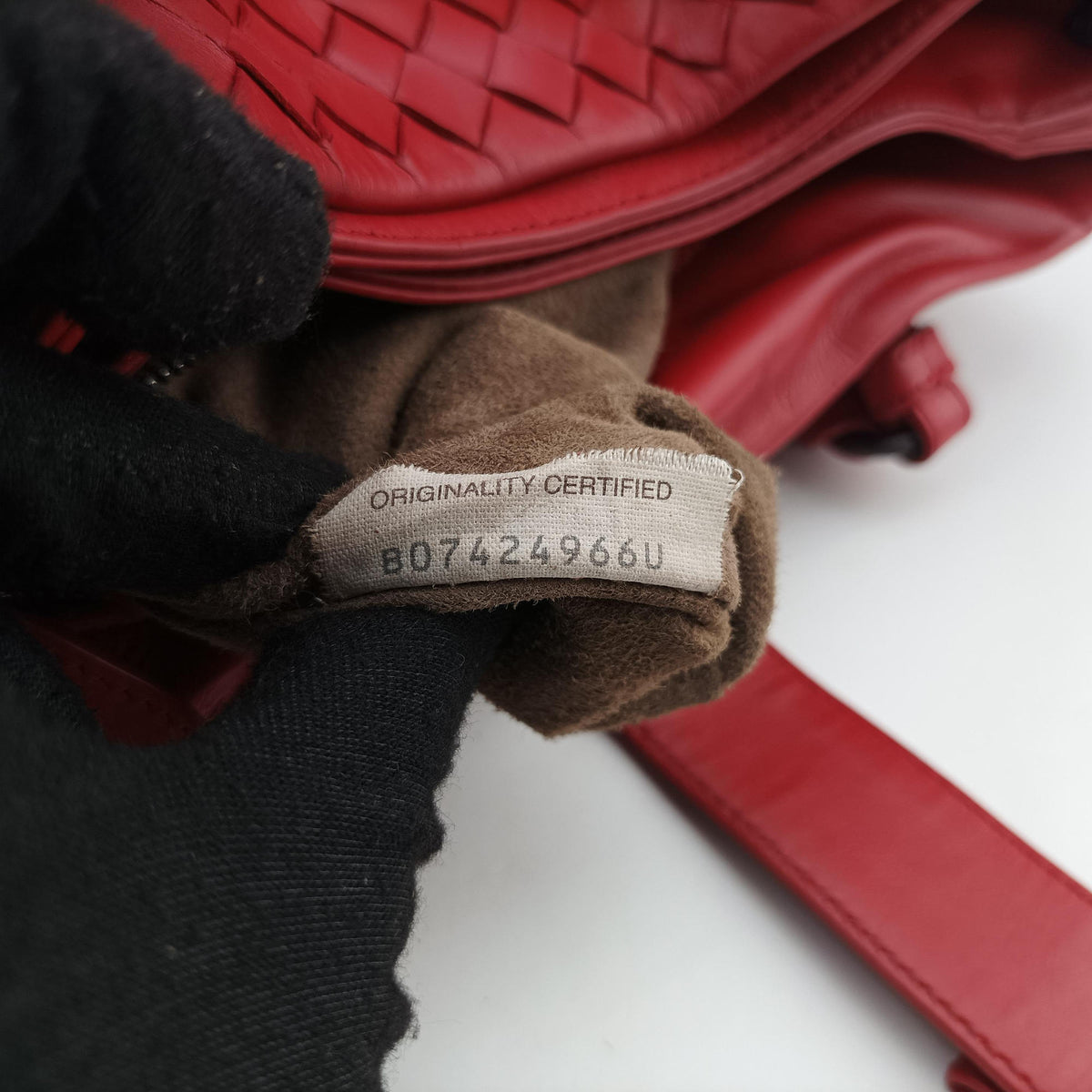 Roma Intrecciato Red lambskin B07424966Uローマ イントレチャート レッド ラムスキン B07424966U