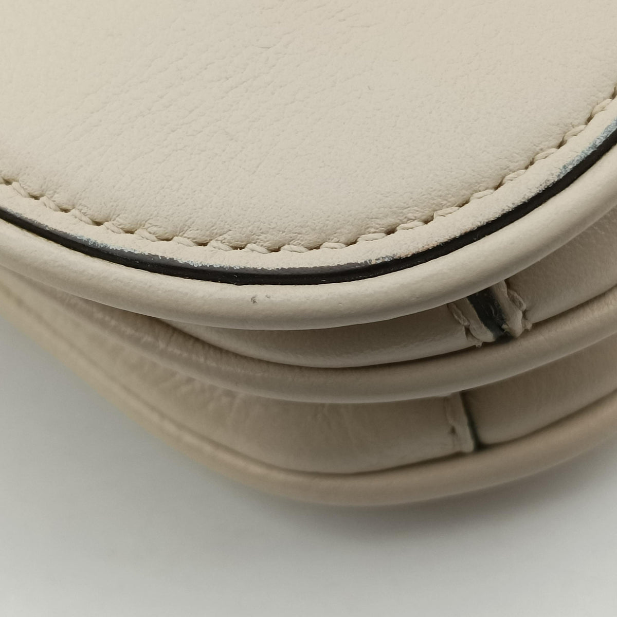 Blondie mini White Leather 698643 H0383889352ブロンディ ミニ ホワイト レザー 698643 H0383889352