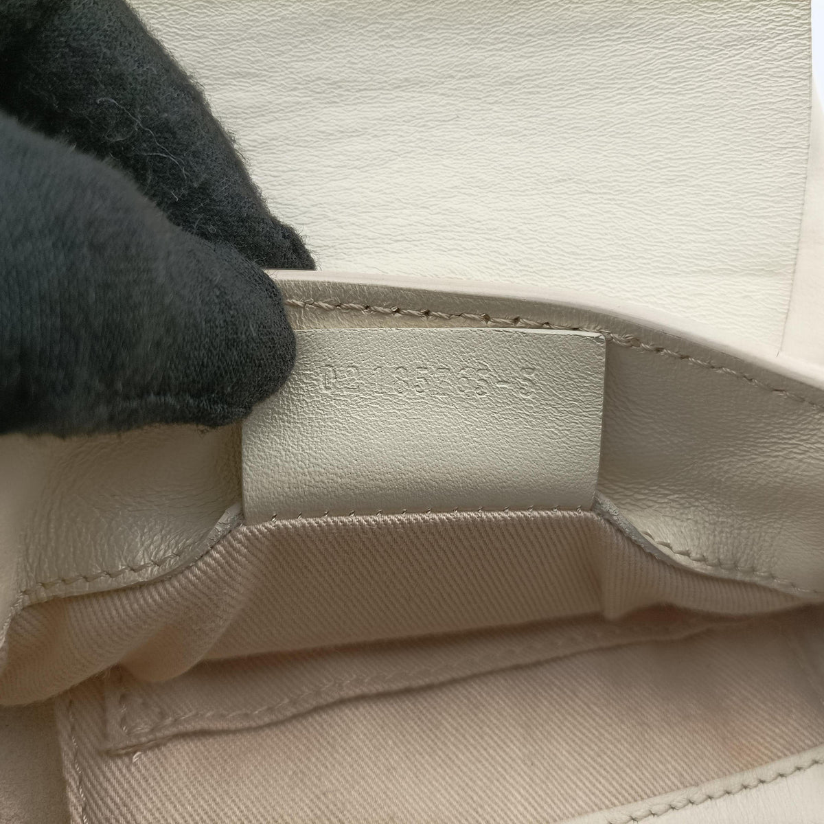 FAYE mini White leather 02185765-5フェイ ミニ ホワイト レザー 02185765-5