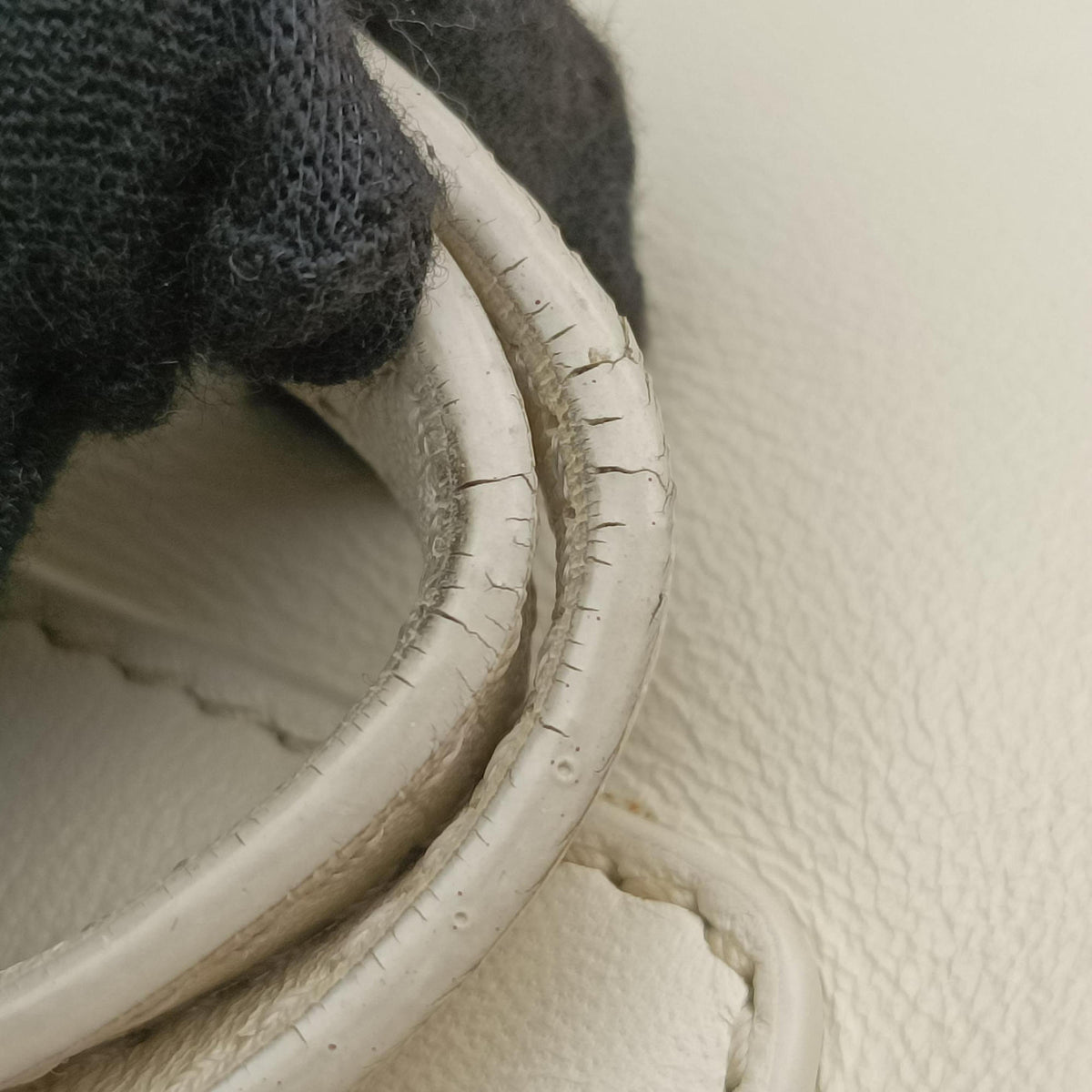 FAYE mini White leather 02185765-5フェイ ミニ ホワイト レザー 02185765-5