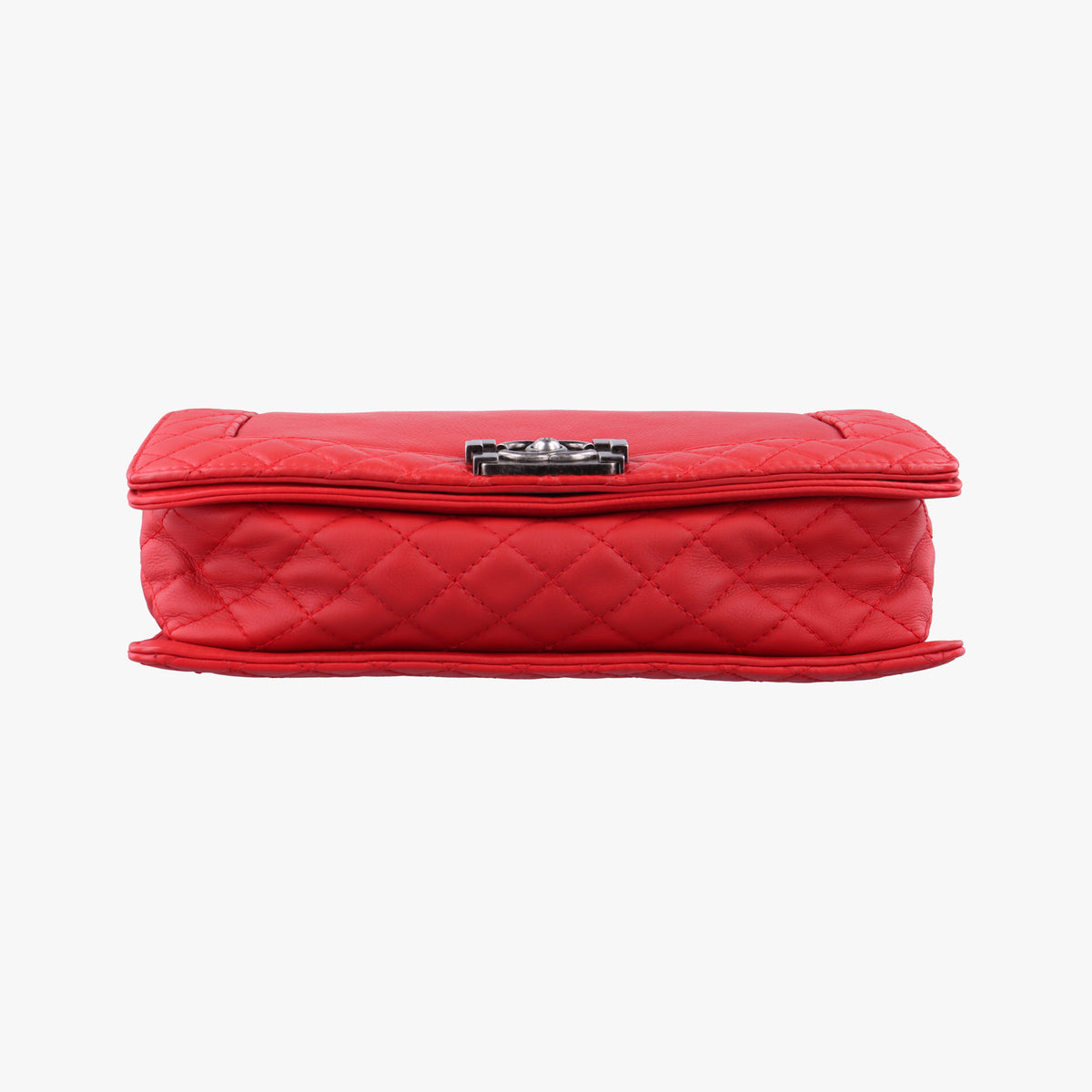 BOY CHANEL Red Leather A67948 18786584ボーイシャネル レッド レザー A67948 18786584