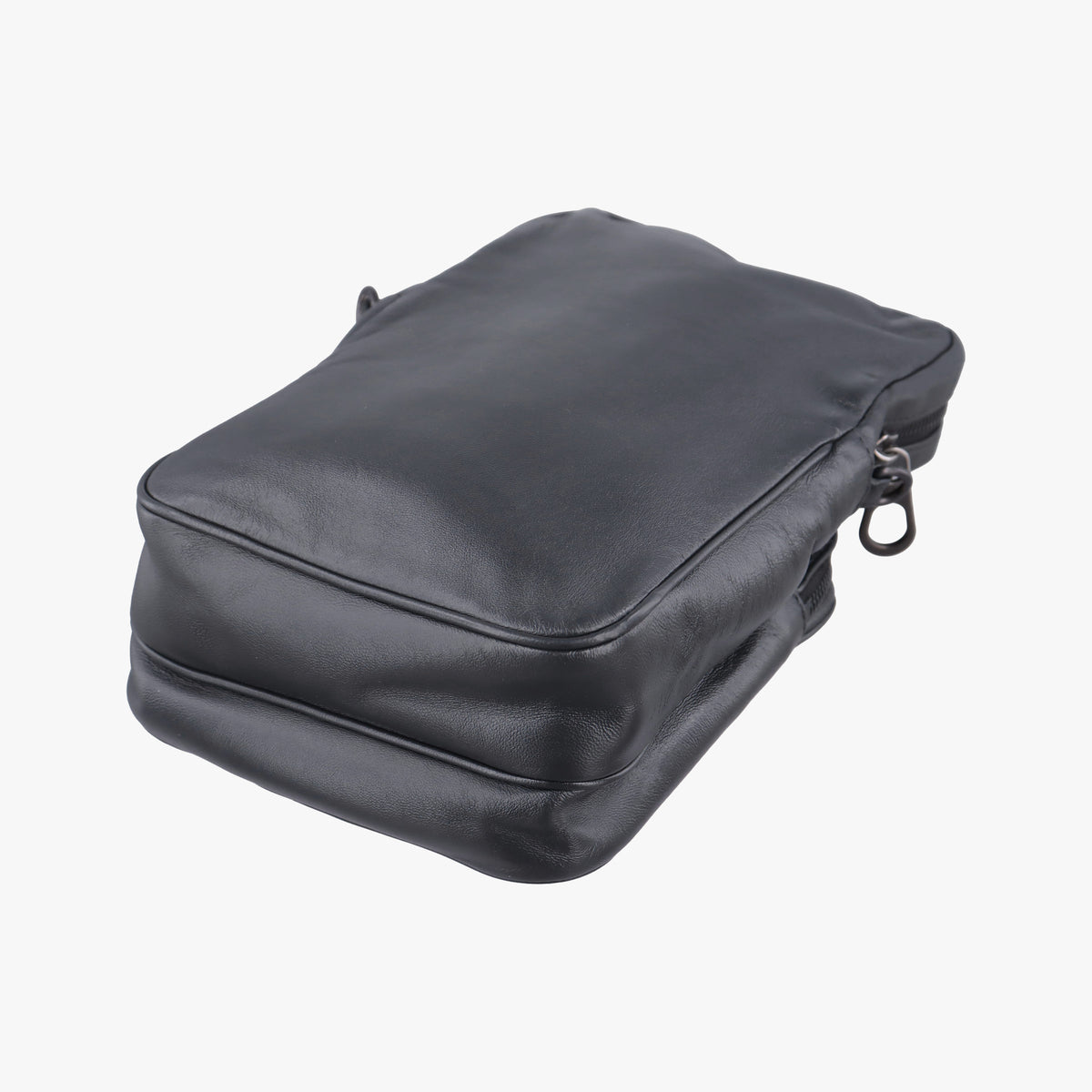Intrecciato Black × Beige Lambskin B05041076Uイントレチャート ブラック × ベージュ ラムスキン B05041076U