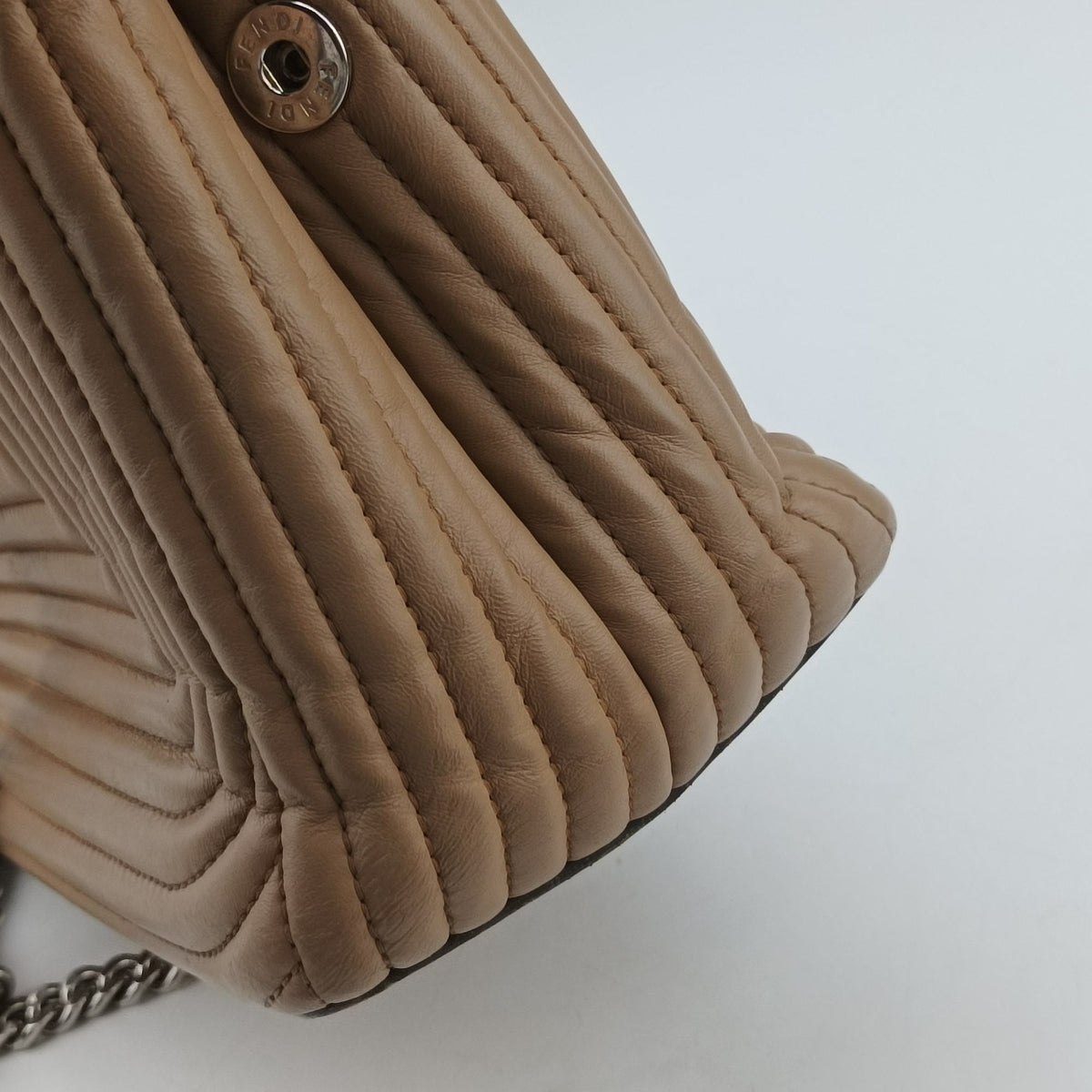 Dotcom Click Small Beige Leather 8BN299 8BN299.U9M.178.8007ドットコム クリック スモール ベージュ レザー 8BN299 8BN299.U9M.178.8007