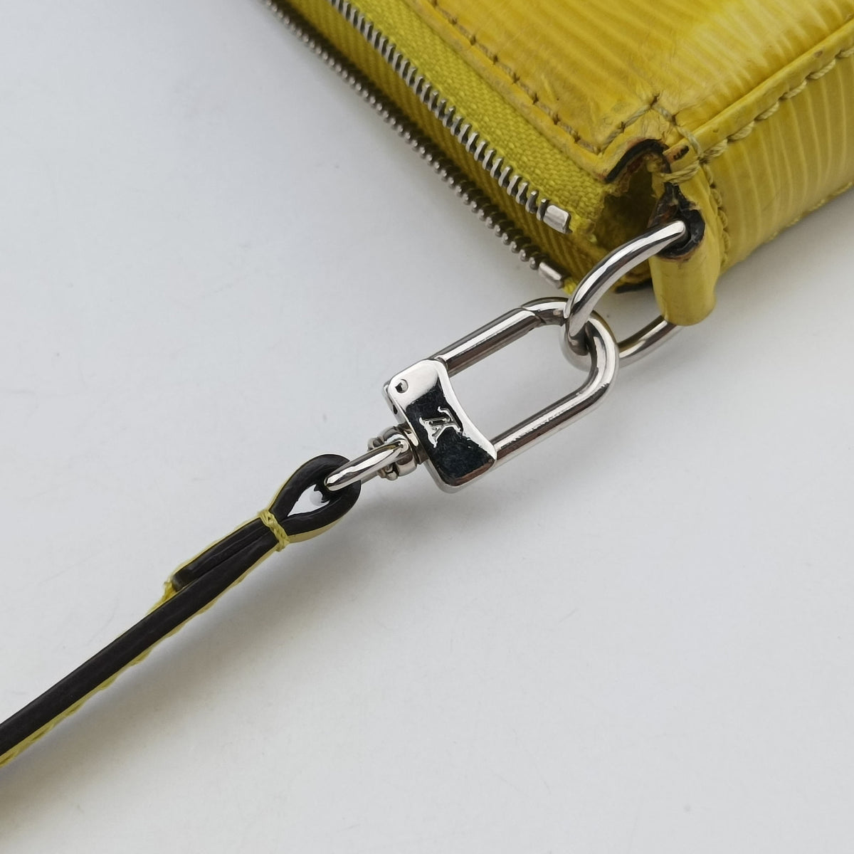 Pochette Accessoires Pistache Epi M40975 TR3113ポシェット アクセソワール ピスタッシュ エピ M40975 TR3113