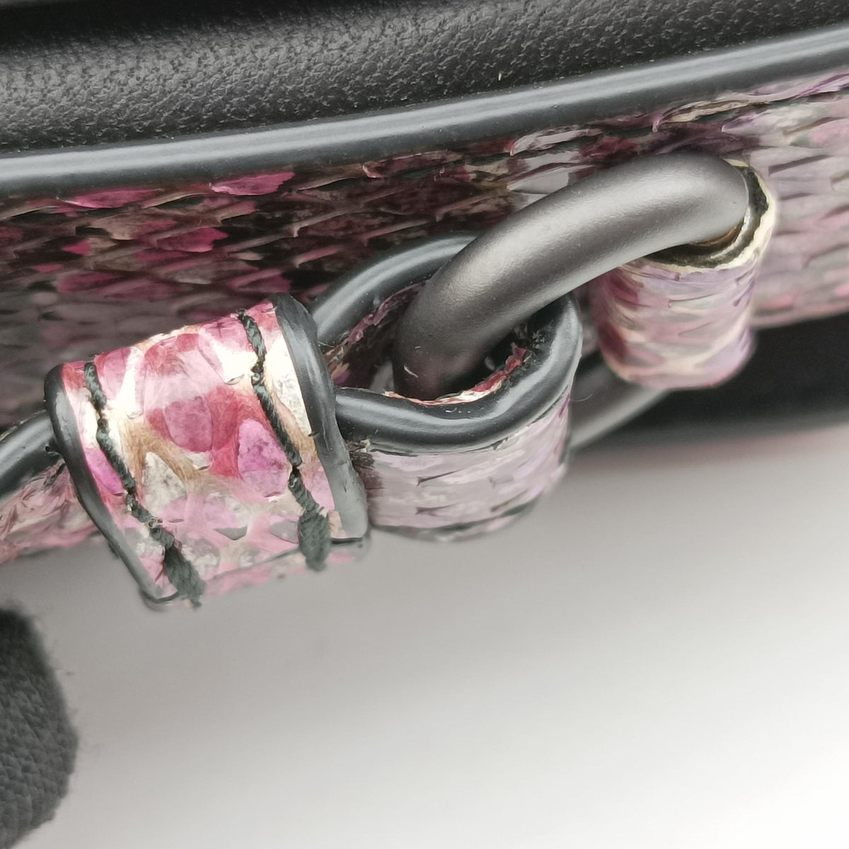 intrecciato Purple Series Leather x Snake skin B05776340D IC Chipイントレチャート パープル系 レザー×パイソン B05776340D ICチップ