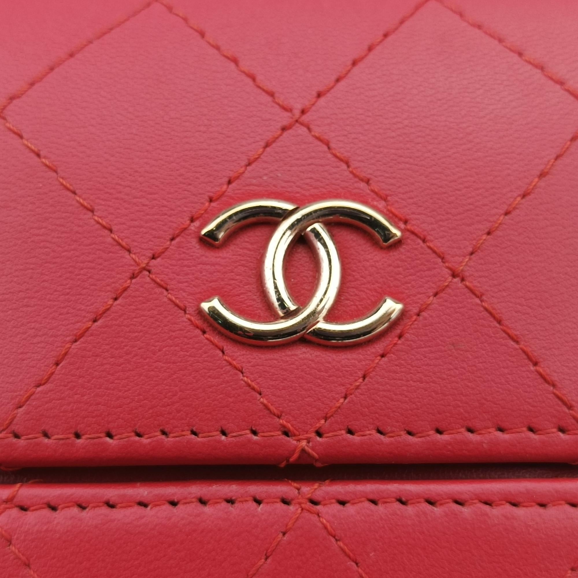 シャネル Chanel ショルダーバッグ レディース レッド A94471 25500320