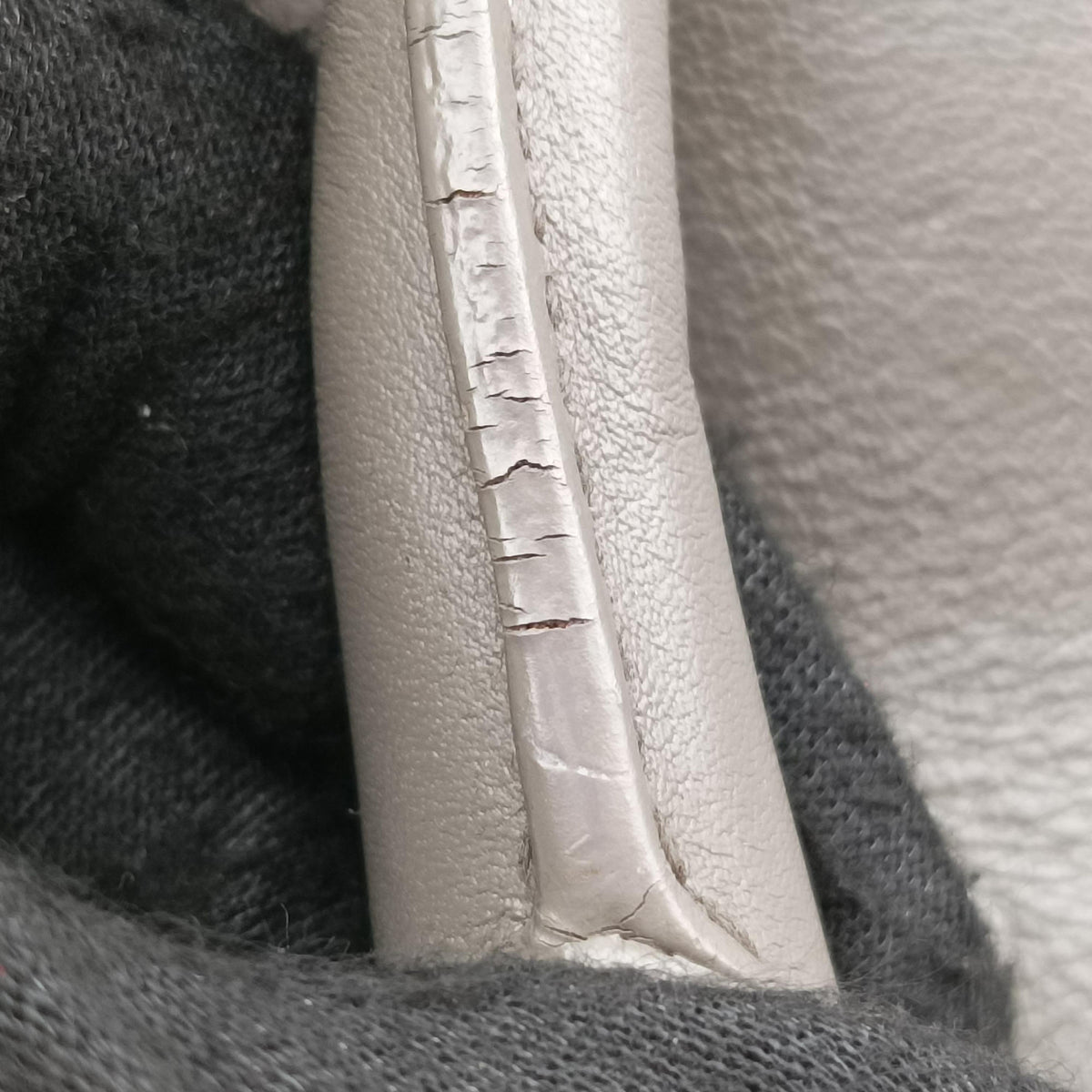 Y Ligne Petit Cabas Grey Leather 311210 CLD311210.0415Yライン プチカバス グレー レザー 311210 CLD311210.0415