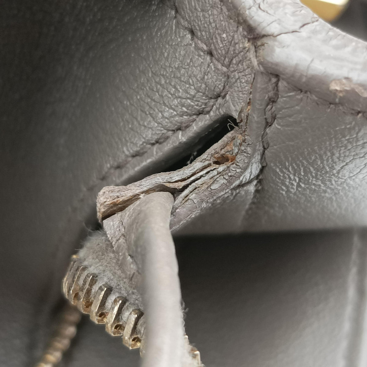 Y Ligne Petit Cabas Grey Leather 311210 CLD311210.0415Yライン プチカバス グレー レザー 311210 CLD311210.0415