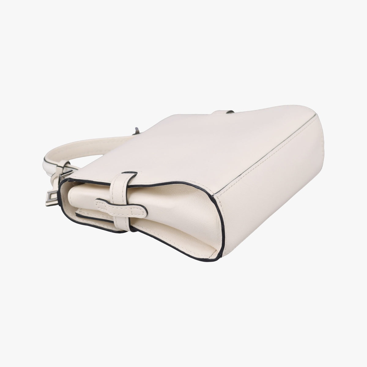 Tampete White Leather DO4Dタンペート ホワイト レザー DO4D