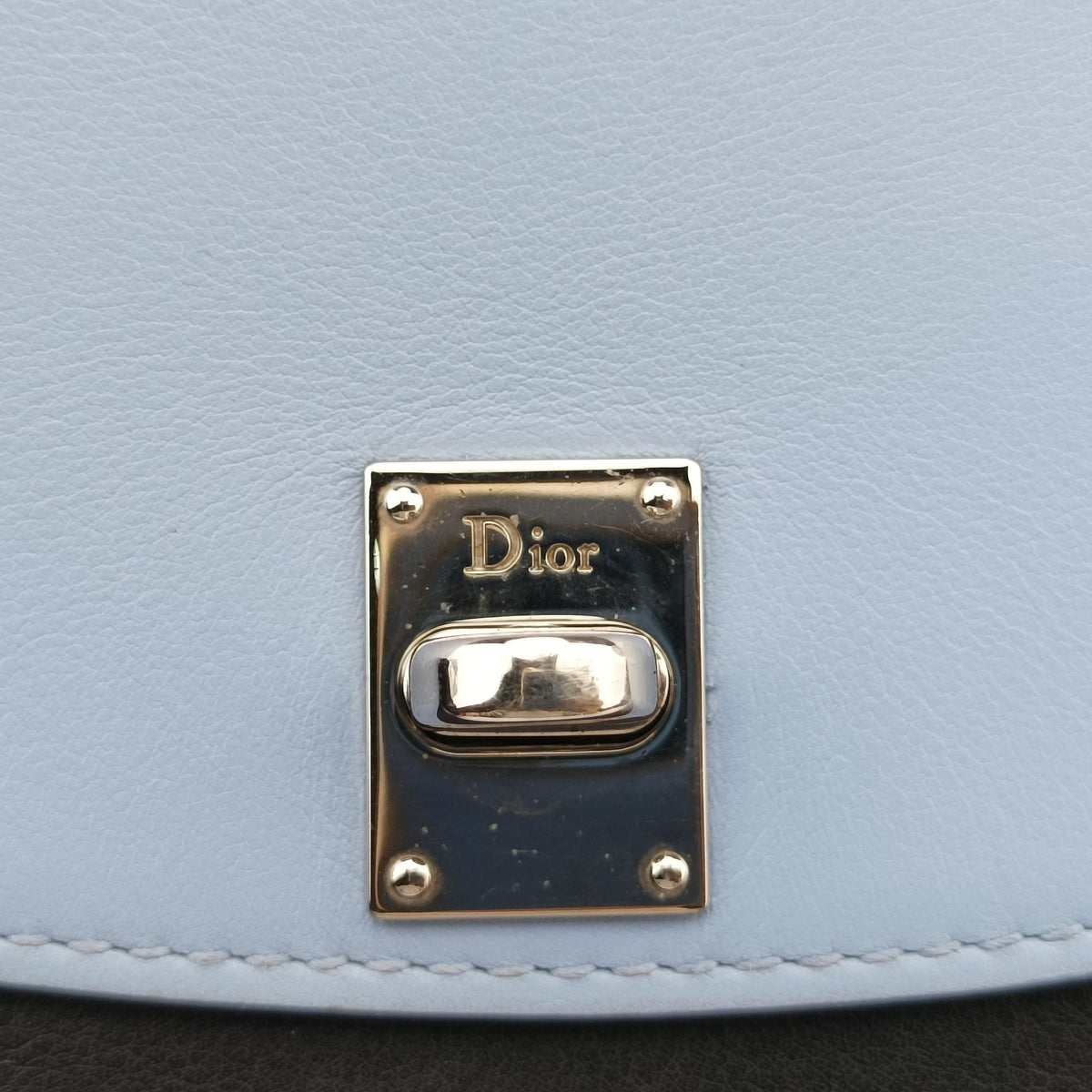 Tricolour Turnlock Blue Leather 12-MA-0174トリコロール ターンロック ブルー レザー 12-MA-0174