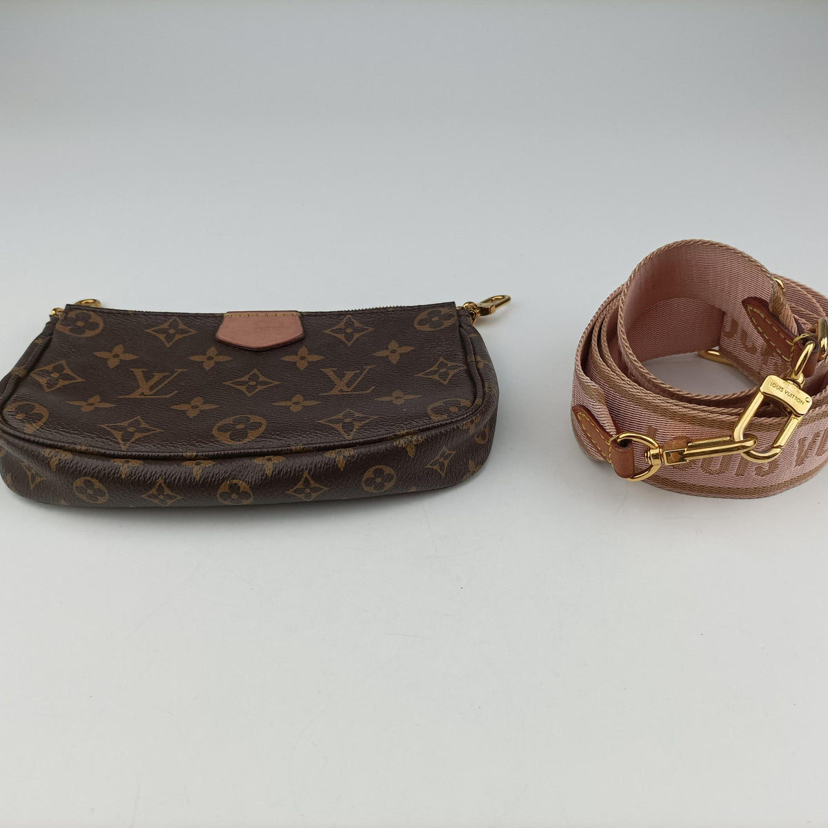 MULTI POCHETTE ACCESSOIRES MARRON×ROSE CLAIRE Monogram Canvas M44840 DR4149ミュルティポシェットアクセソワール マロン×ローズ クレール モノグラムキャンバス M44840 DR4149