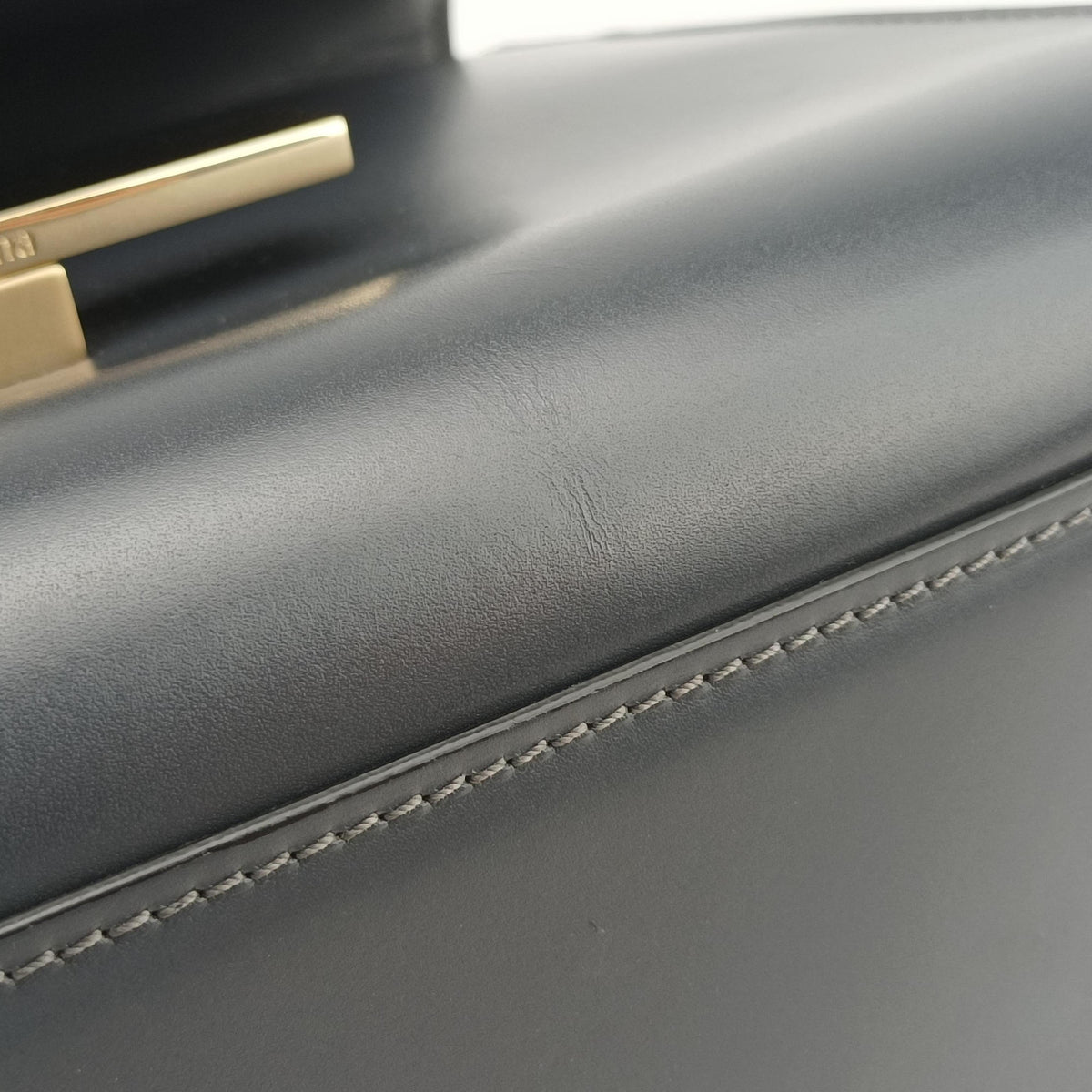 Iside Grey x Red Calf Leather N 455173イジィデ グレー x レッド カーフスキン N 455173