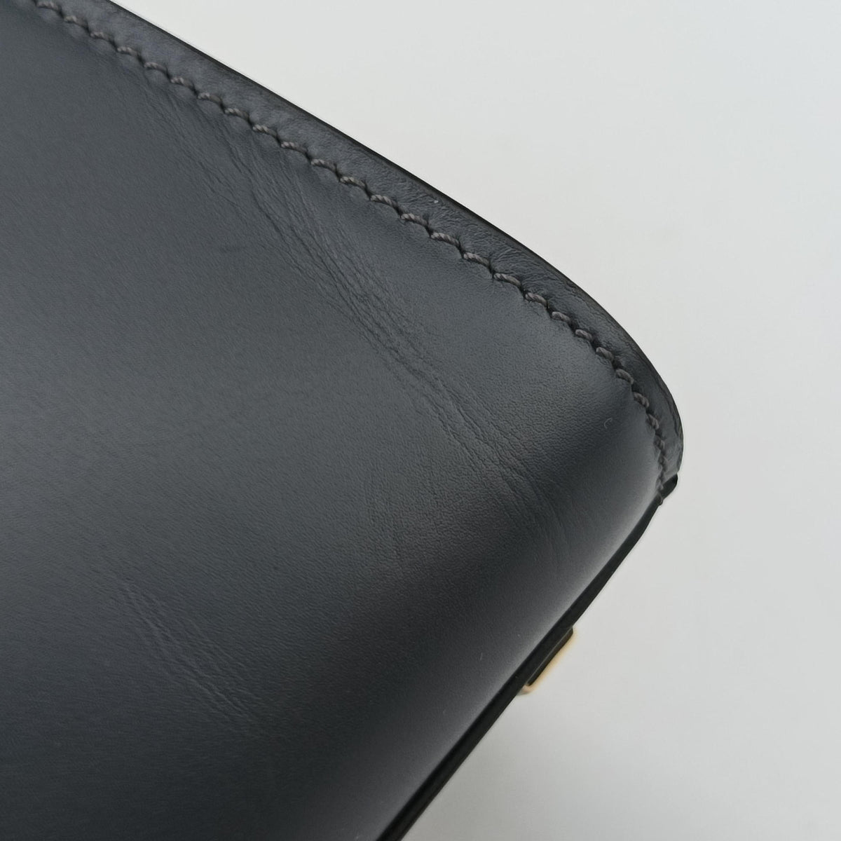 Iside Grey x Red Calf Leather N 455173イジィデ グレー x レッド カーフスキン N 455173