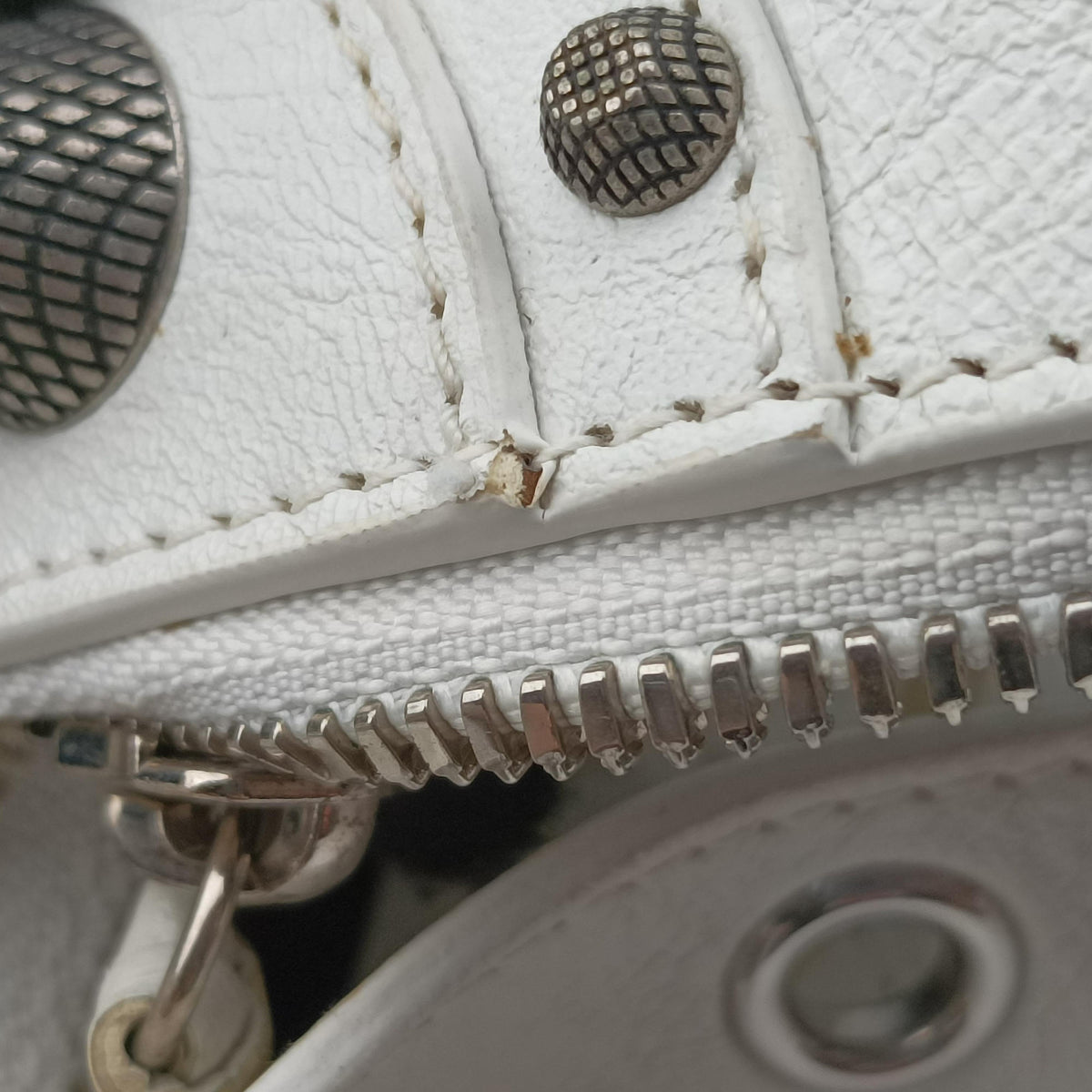 Le Cagole White lambskin 671307.9104.O.643888ルカゴール ホワイト ラムスキン 671307.9104.O.643888