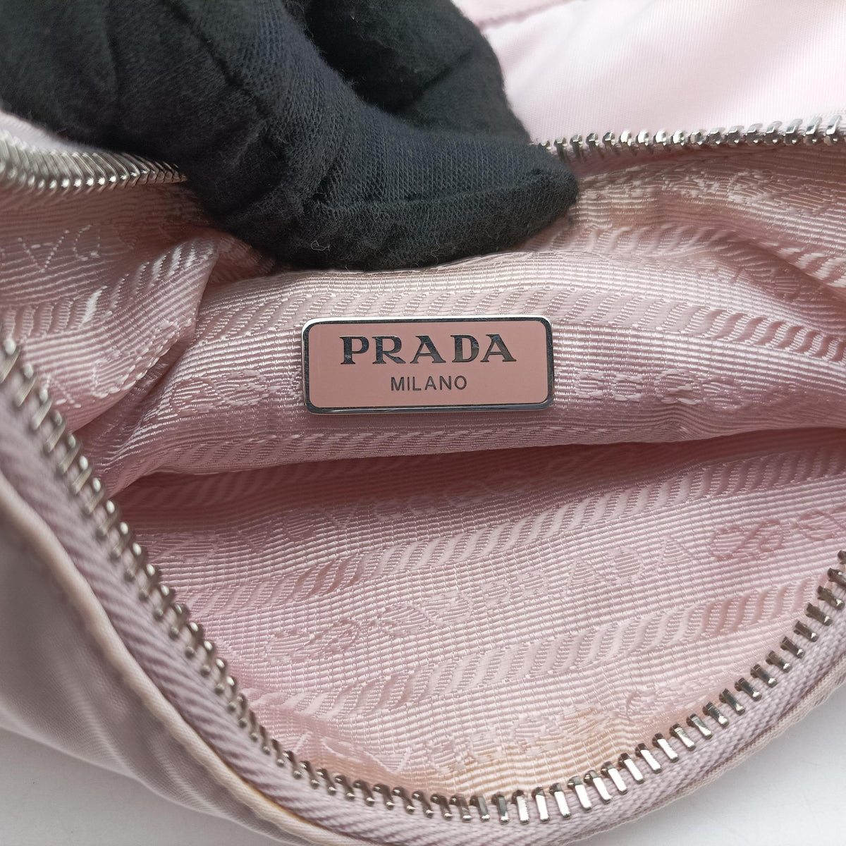 Re-Edition 2005 Re-Nylon Pink nylon 1BH204 25 Gリエディション 2005 リナイロン ピンク ナイロン 1BH204 25 G