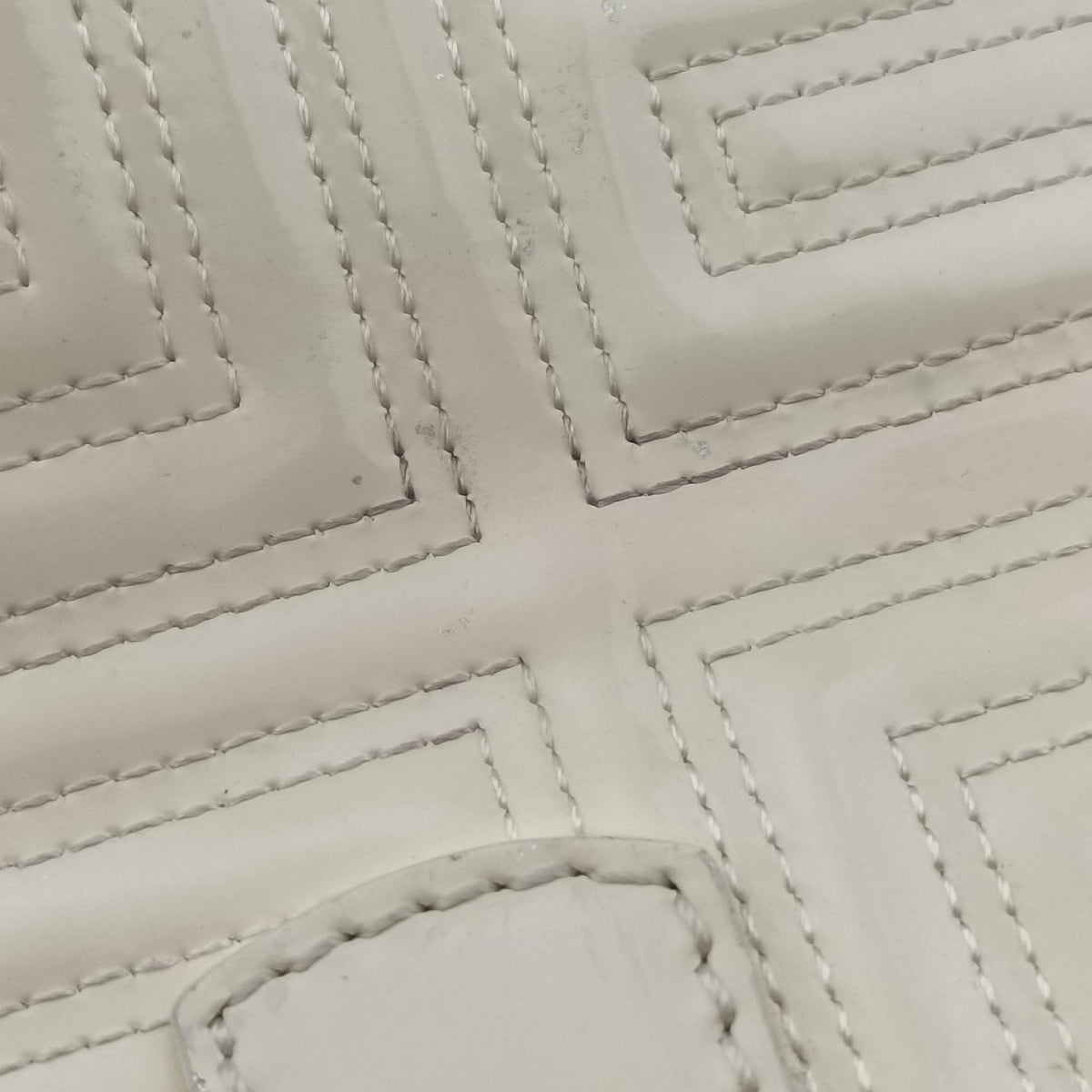 Snap Out Of It White Patent スナップアウト オブ イット ホワイト パテント