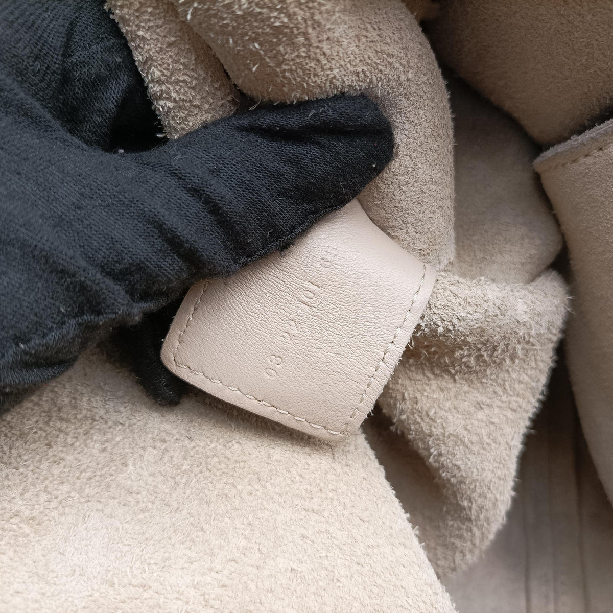 Mony Beige Suede 03 22 101 65モニー ベージュ スエード 03 22 101 65