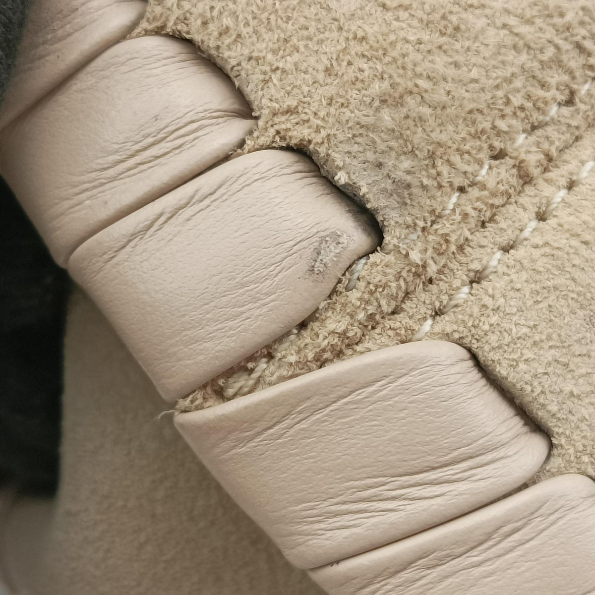 Mony Beige Suede 03 22 101 65モニー ベージュ スエード 03 22 101 65